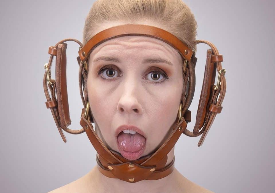 Girl Bondage Hole Open Mouth Leather Head Harness