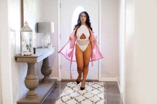 Mommy Brooke seductive ABDL phone sex - Phone A Mommy