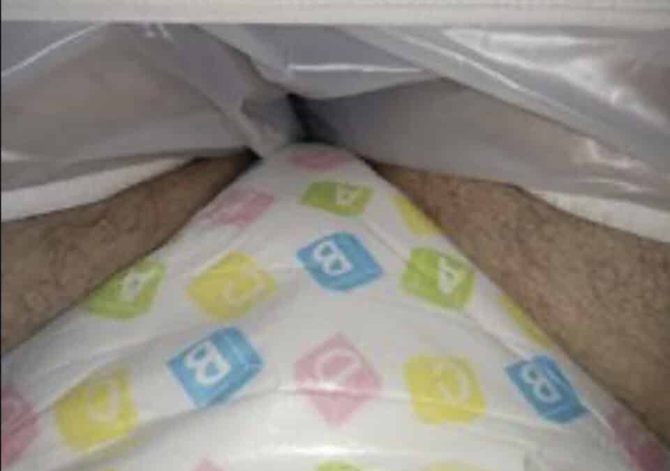 abdl-diaper-age-regression-wet-dirty-diaper