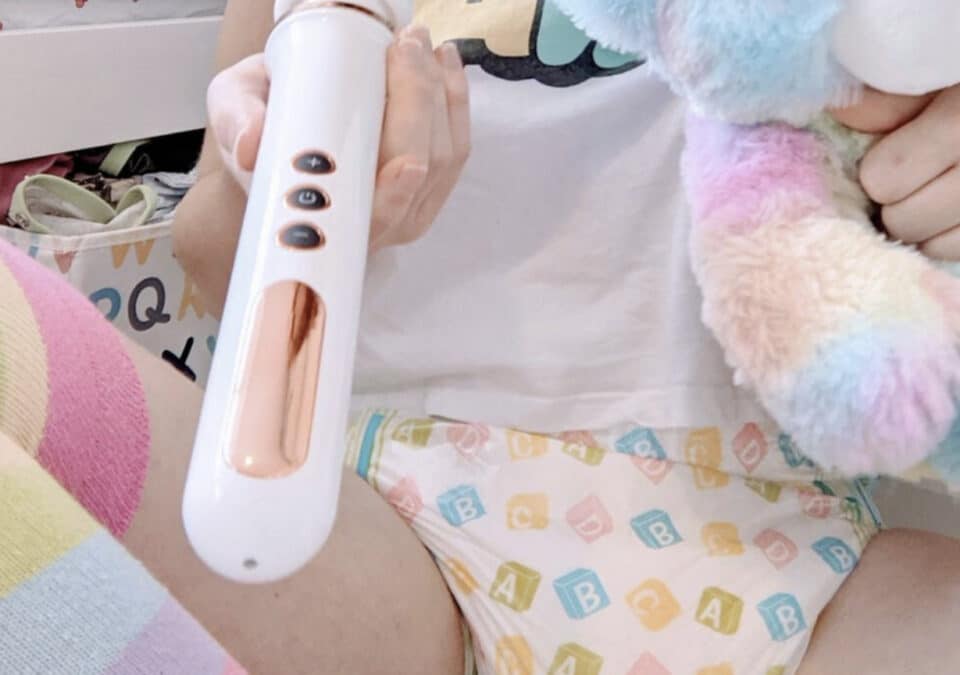 diaper-masturbation-vibrator-sex