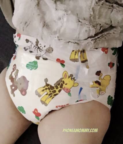 snug-diaper-abdl-play