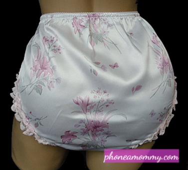 Chris Gets Naughty With His Auntie'S Panties! Chris Gets Naughty with His Auntie's Panties! Fetish phonesex